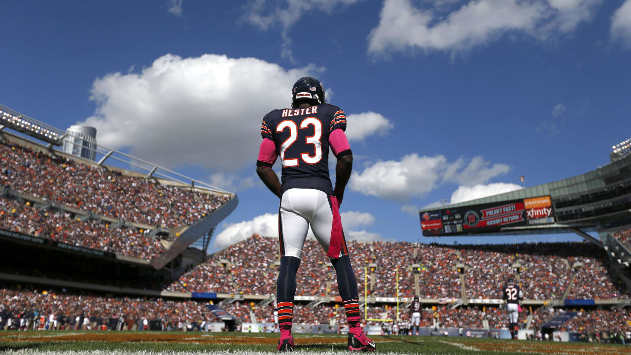 Chicago Bears 2013 training camp: Chasing Devin Hester 