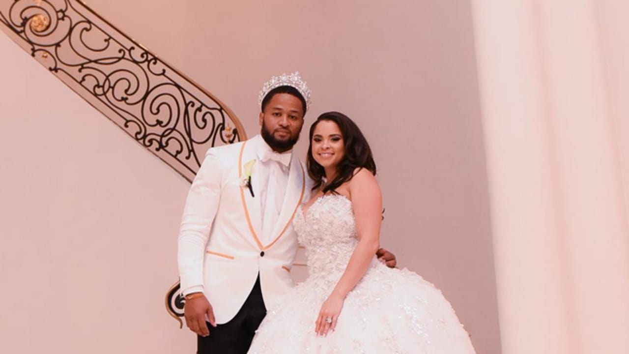 Seahawks Free Safety Earl Thomas Gets Married in Magnificent Fashion