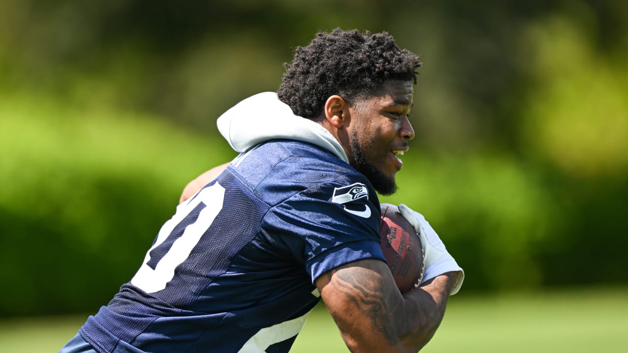 Rashaad Penny Out With COVID-19 & Injury Updates Ahead Of The