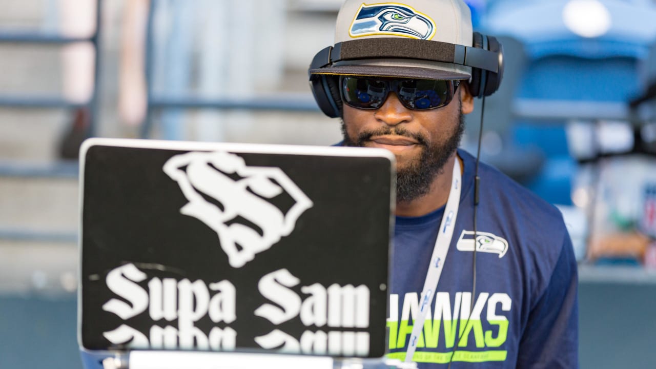 SEATTLE Seahawks: 12th Man GAMEDAY MUSIC @ CenturyLink Field Pregame Hype  Songs / Seahawks Songs - playlist by eSportsHouse