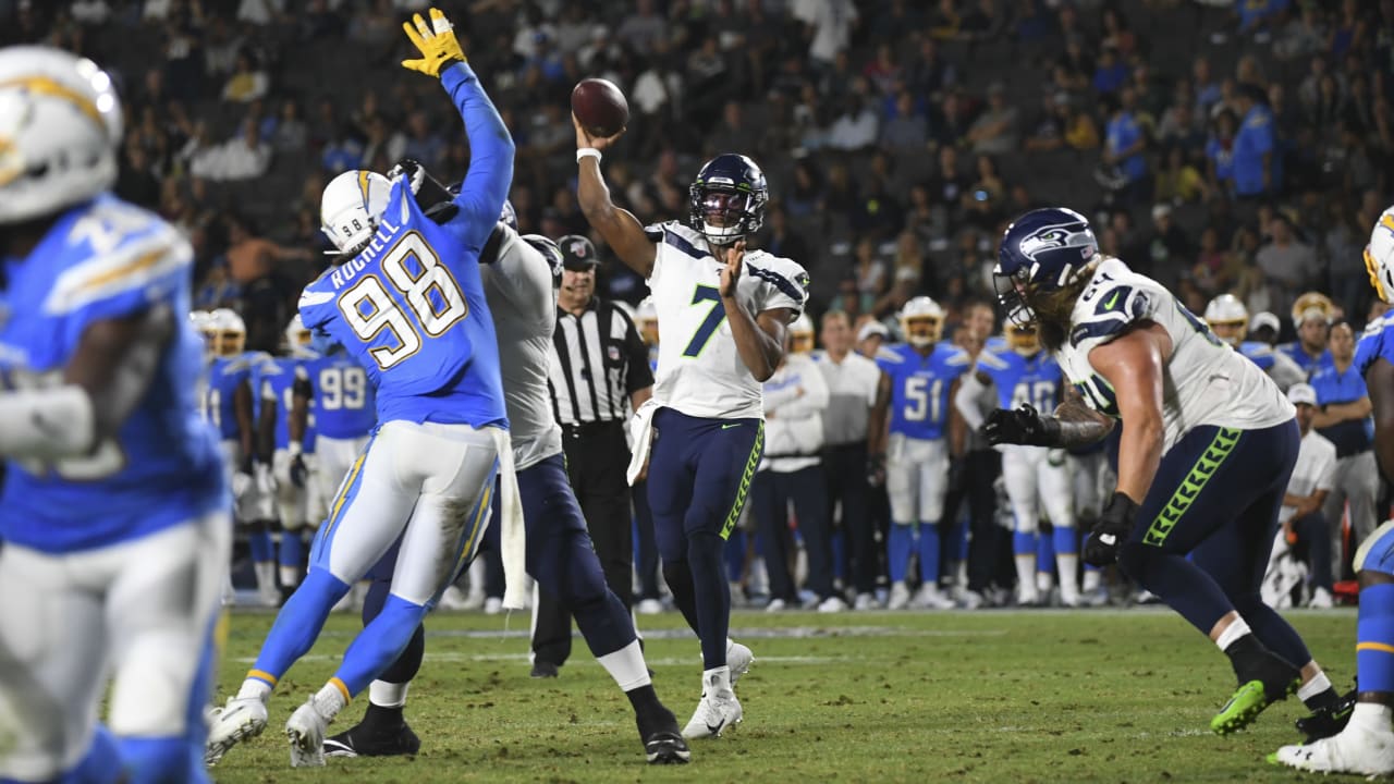 Seattle Seahawks beat Los Angeles Chargers 23-15 in preseason game