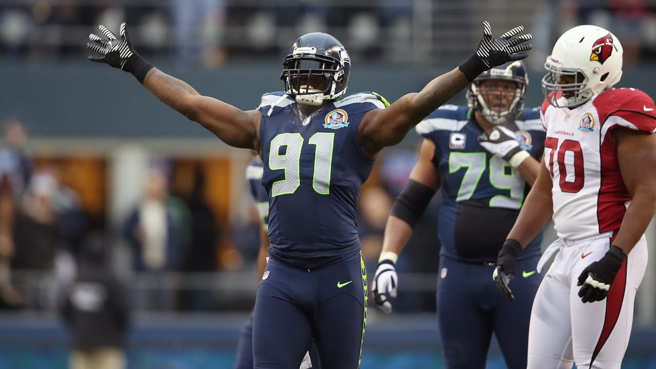 Seattle Seahawks bringing back DE Chris Clemons 