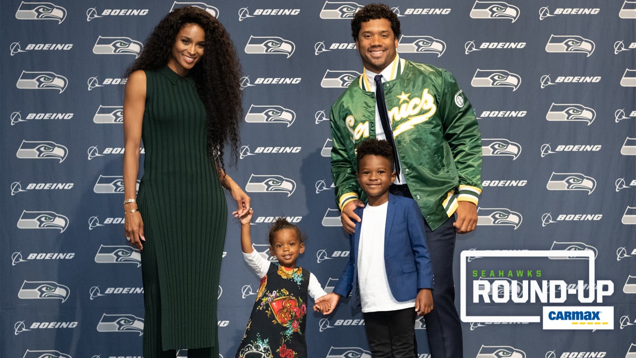 Thursday Round Up Russell Wilson And Ciara Announce Child No 3