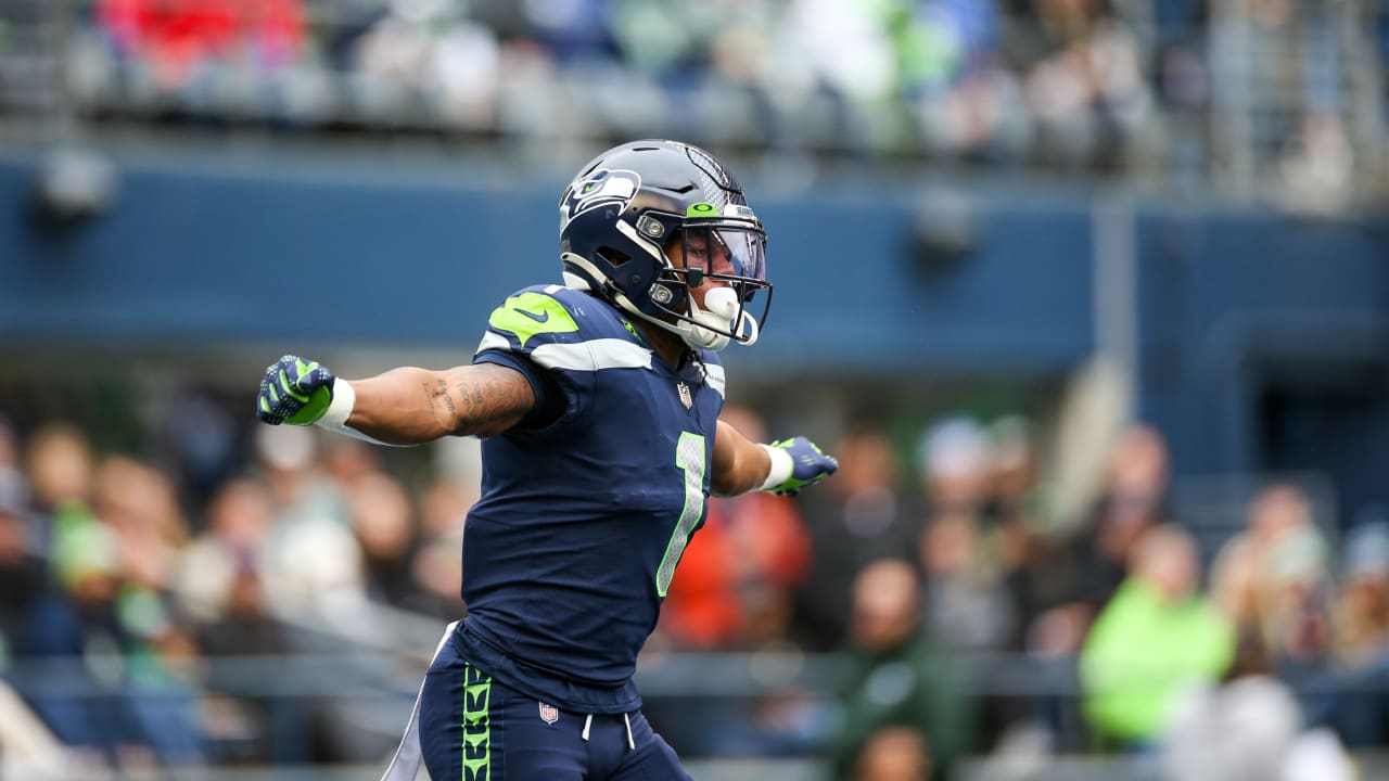 Seahawks WR Dee Eskridge suspended 6 games for violating personal conduct  policy – KIRO 7 News Seattle