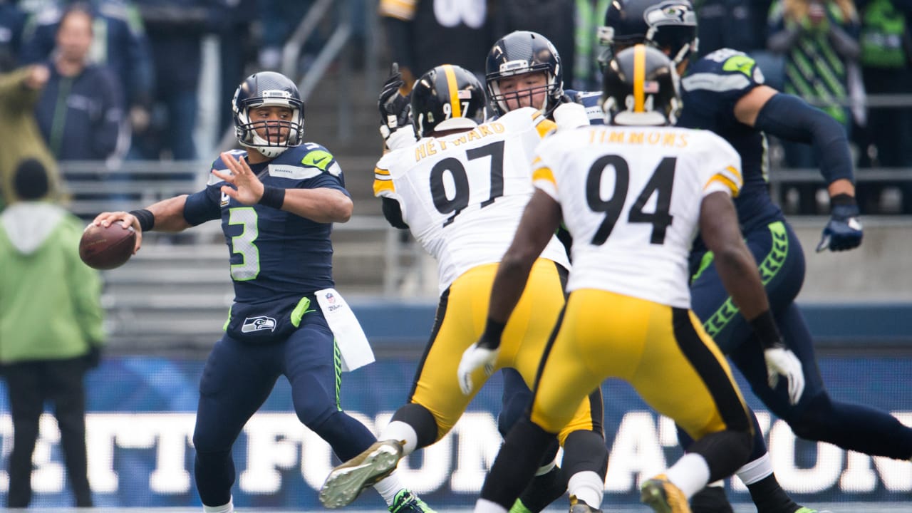 Seattle Seahawks Quarterback Russell Wilson Voted Air Player Of The ...