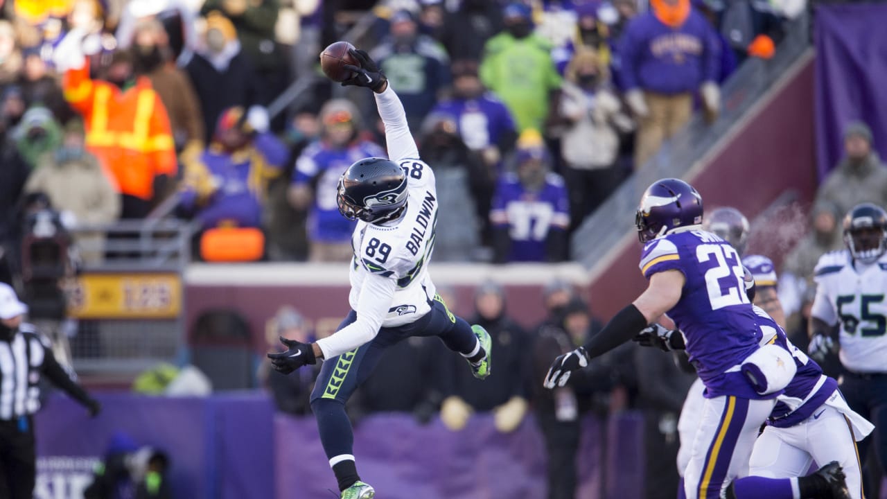 Seattle Seahawks Wide Receiver Doug Baldwin Makes Leaping ...