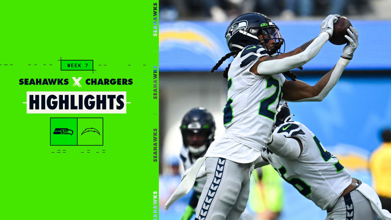 2022 Week 7 Seahawks at Chargers Geno Smith Throws 11-Yard Pass To Tyler  Lockett Highlight