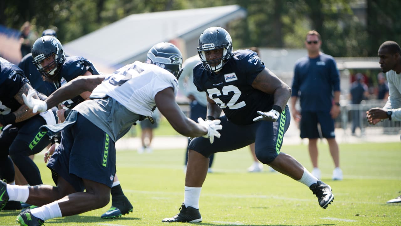 Seahawks Waive FB Kyle Coleman, Waive/Injured OL Robert Myers