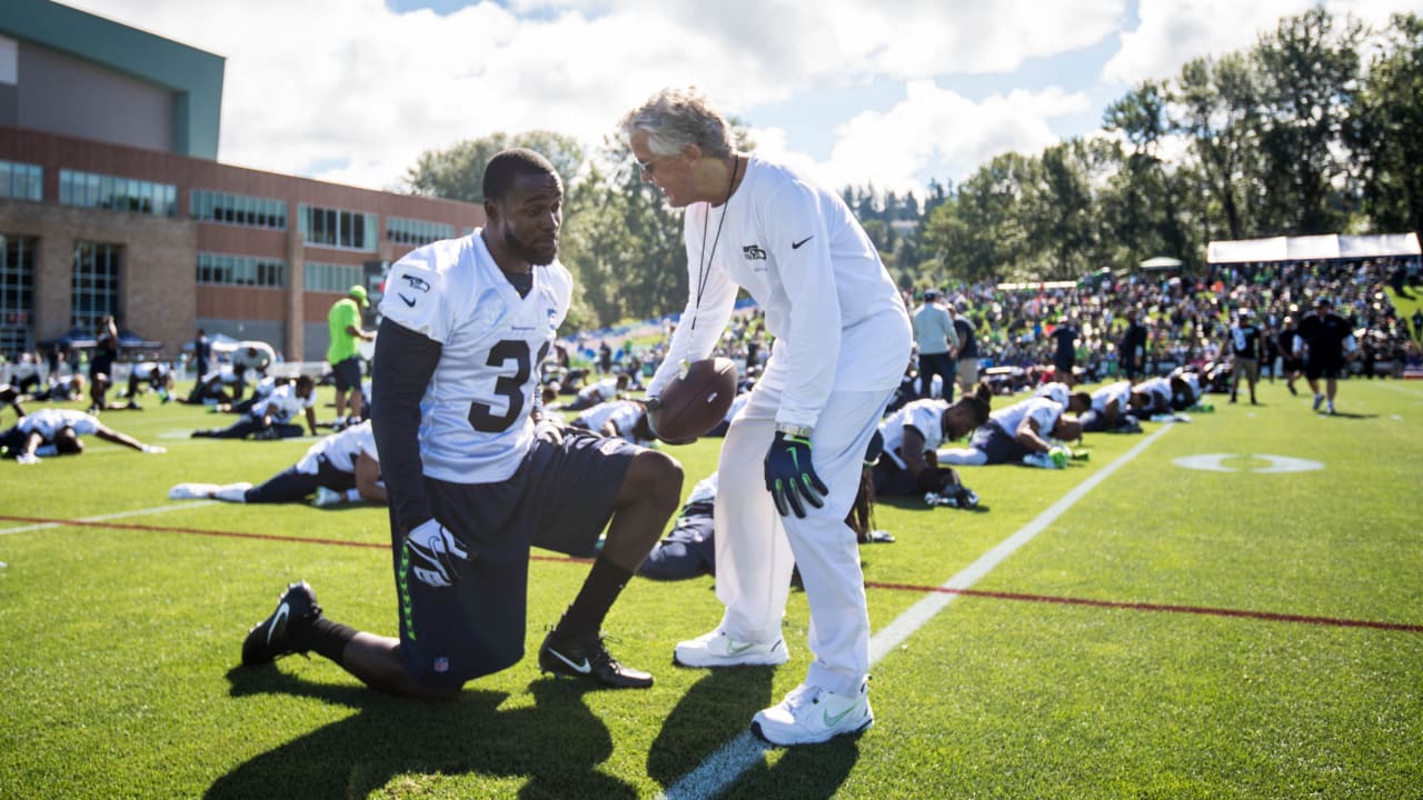 7 Observations From Day 1 Of 2022 Seahawks Training Camp