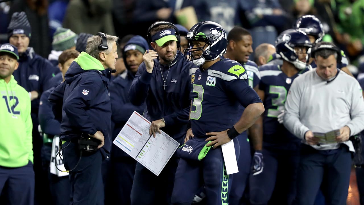 After Early-Season Struggles, Seahawks Offense Is Rolling: “We're Pretty  Difficult To Deal With”