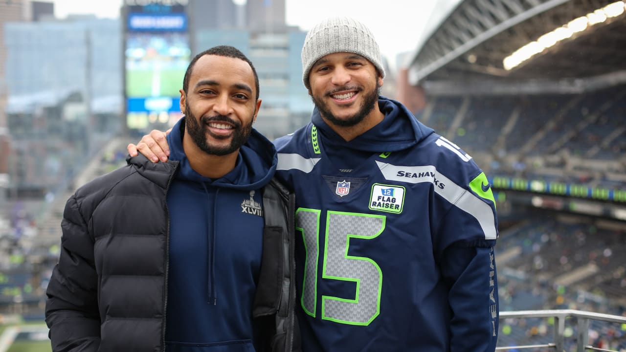 Seattle Seahawks - Grab your passports, 12s! #12sEverywhere Sign