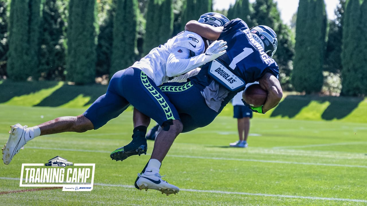 Seahawks Mock Game: Boye Mafe, Jake Bobo standout, Kenny McIntosh injured