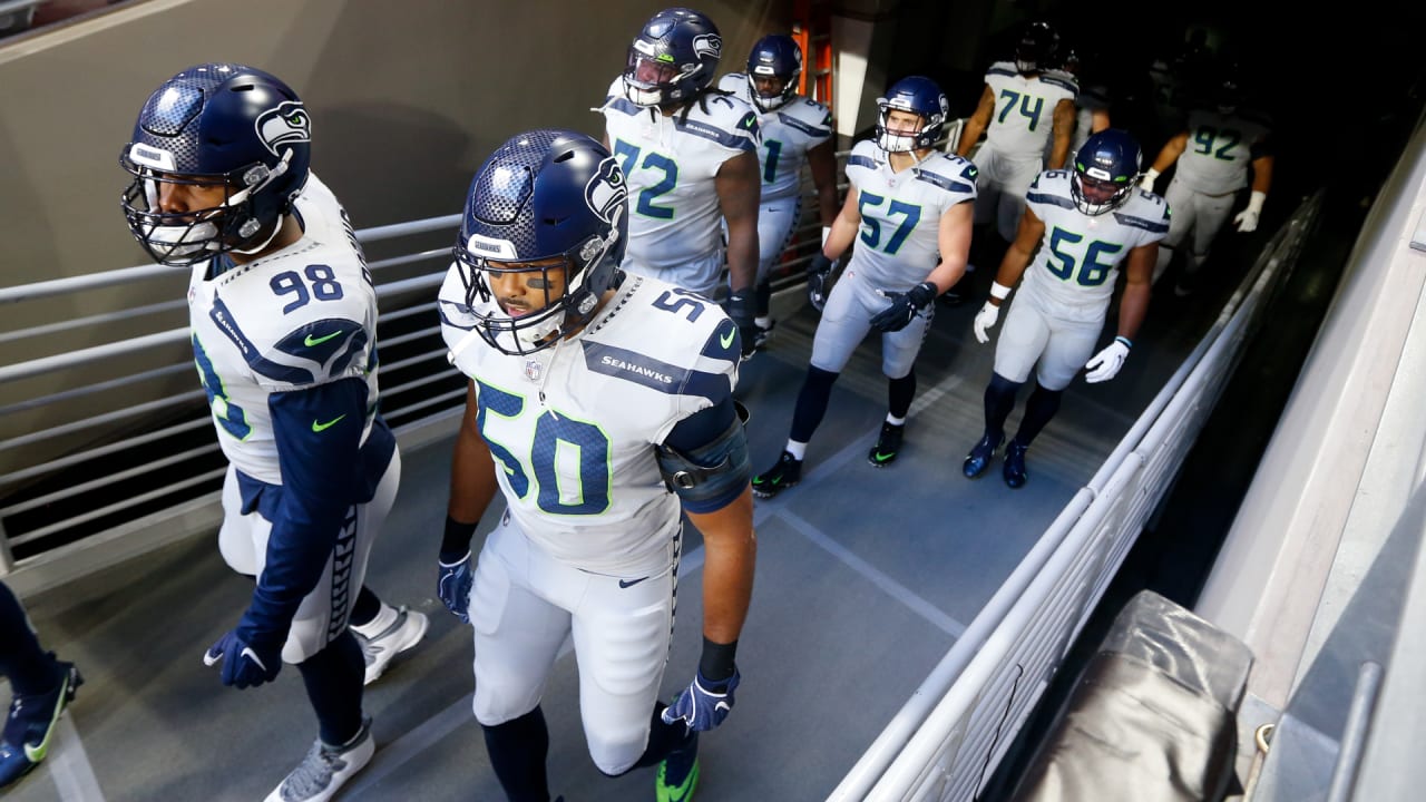 Best Photos From Seahawks-Cardinals Pregame Warmups