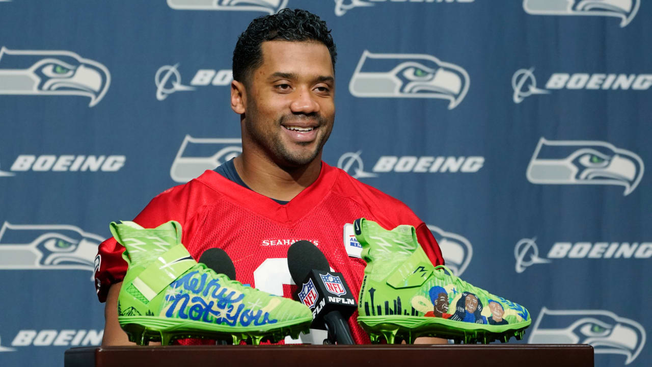 Houston Texans: Russell Wilson presents different challenge