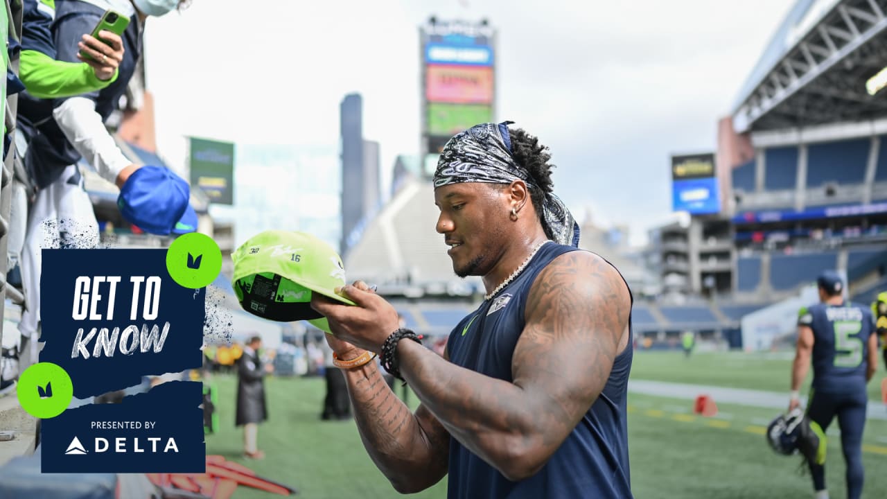 The question the Seahawks will need to answer on RB Chris Carson - Field  Gulls