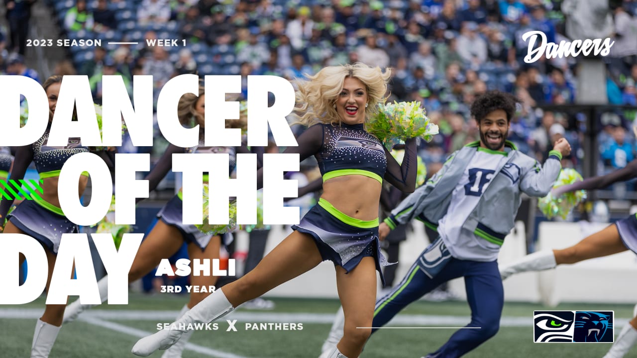 PHOTOS: Junior Seahawks Dancers Take The Field At Preseason Game 2