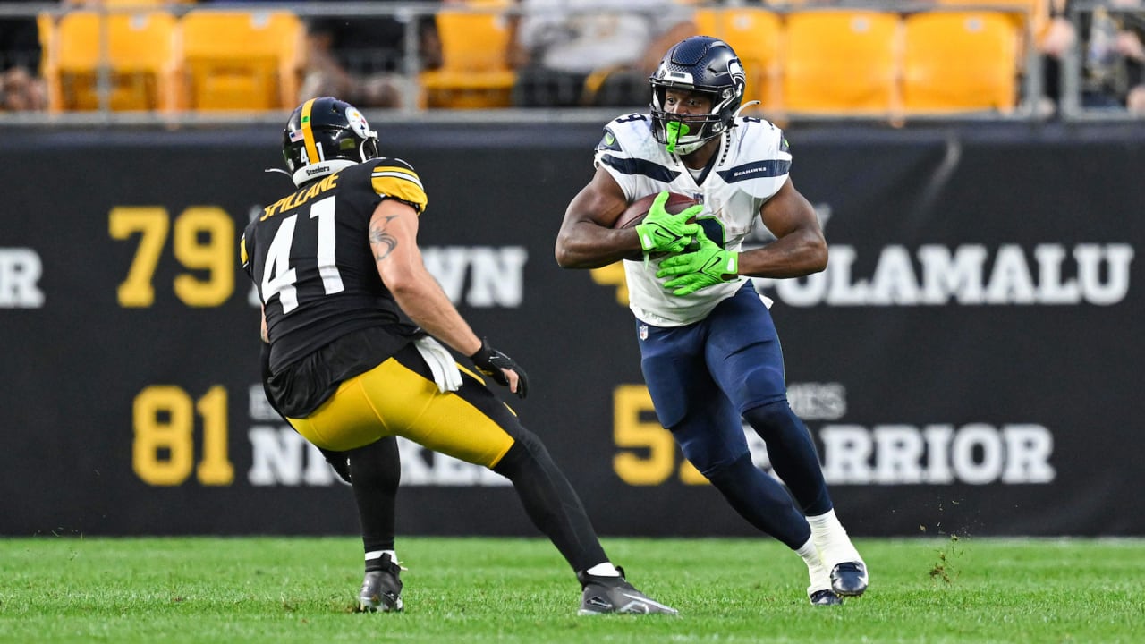 Kenneth Walker injury update: Seahawks RB misses practice with ankle injury  but will play in Week 18 - DraftKings Network