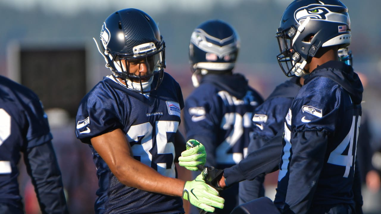 Seahawks hoping RB Thomas Rawls, LB Michael Wilhoite will be back