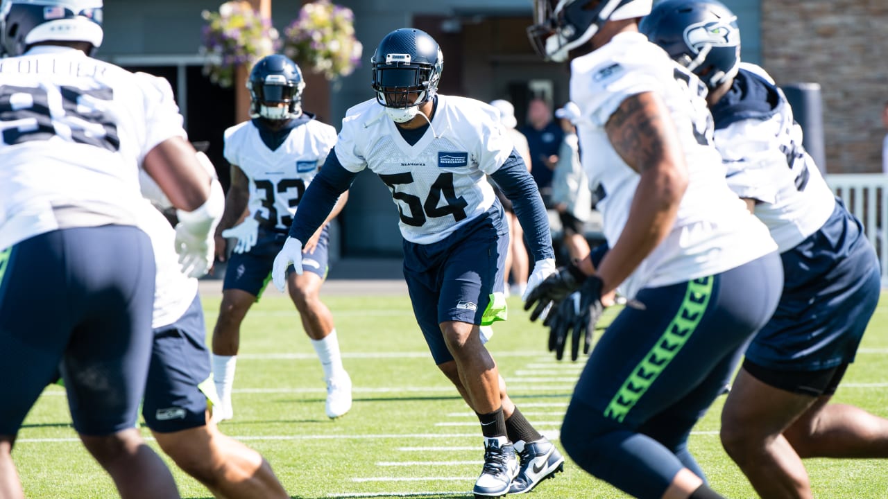 Bobby Wagner “Grateful, Humbled, Blessed” To Continue Career With Seahawks