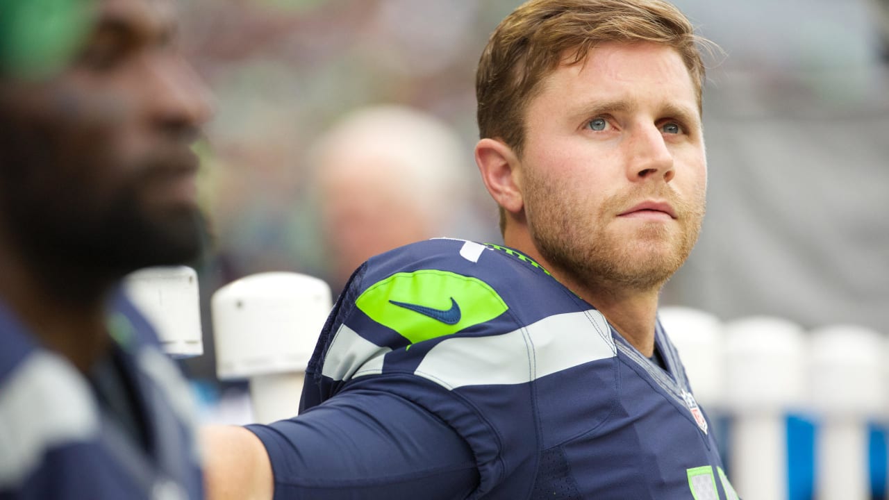 12 Things You (Probably) Don't Know About Seahawks Kicker Steven Hauschka
