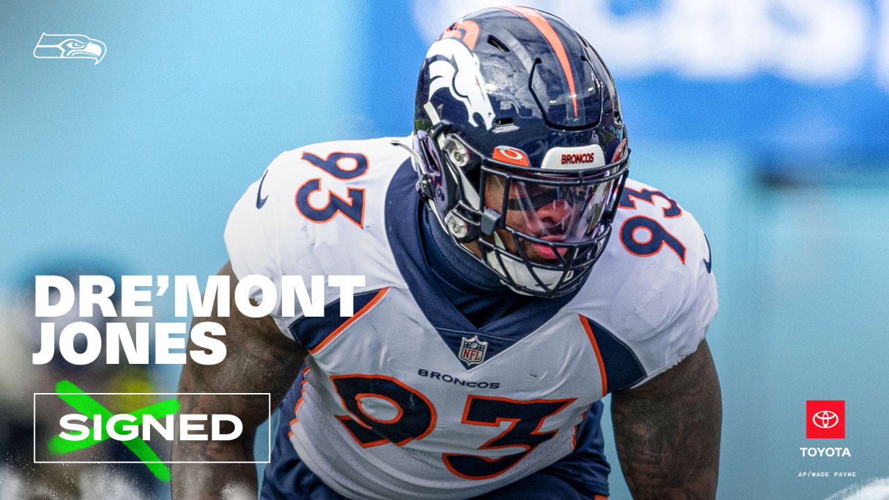 Seahawks Sign DE Dre'Mont Jones