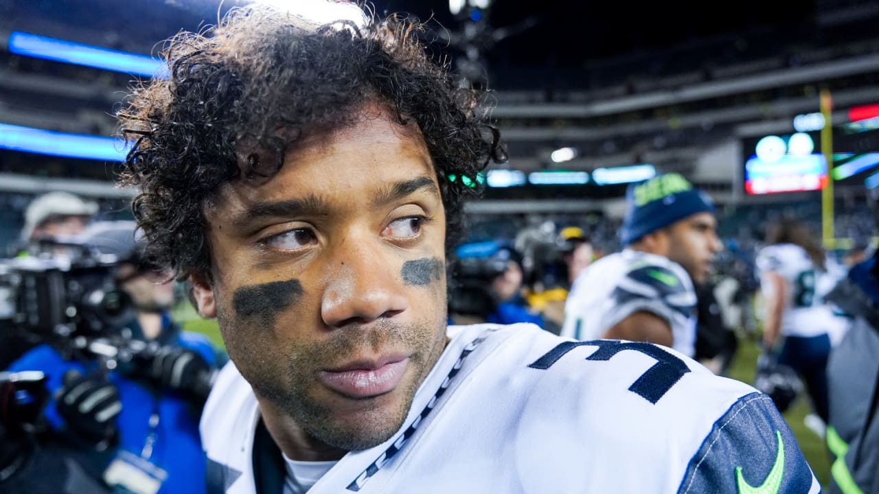 Russell Wilson would have 'home' in Chicago, ESPN host says