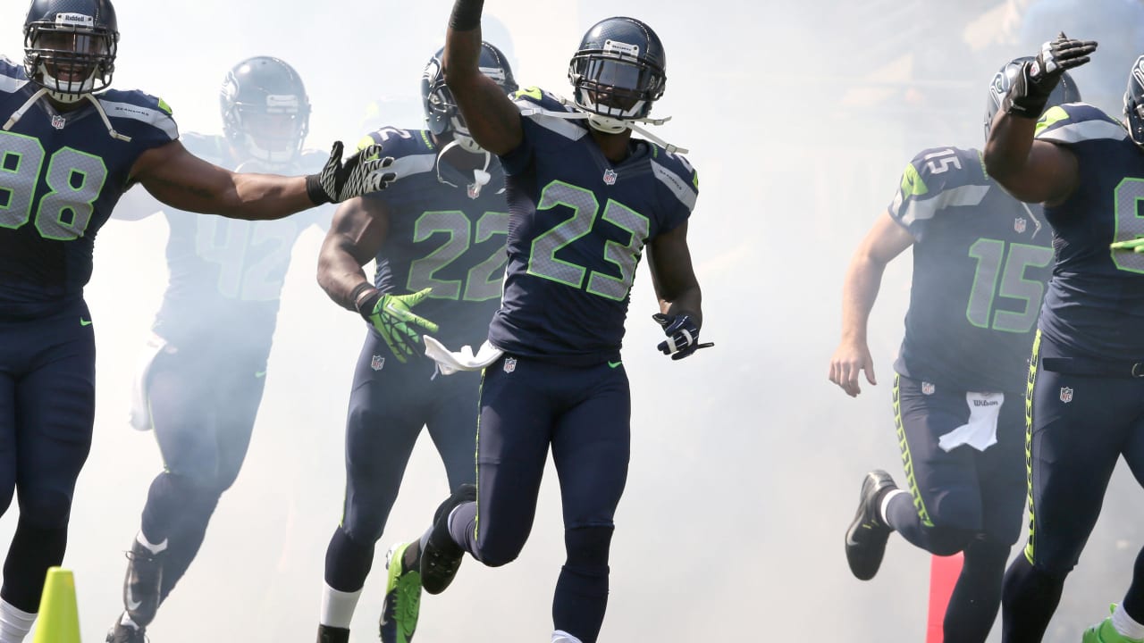 Seattle Seahawks' Marcus Trufant before the NFL preseason football game  against Green Bay Packers Saturday, Aug. 21, 2010, in Seattle. (AP  Photo/John Froschauer Stock Photo - Alamy