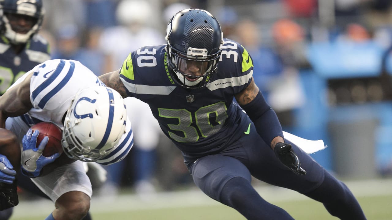 Seahawks Round-Up: K.J. Wright On Unlocking Darrell Taylor's “15-Sack  Potential”