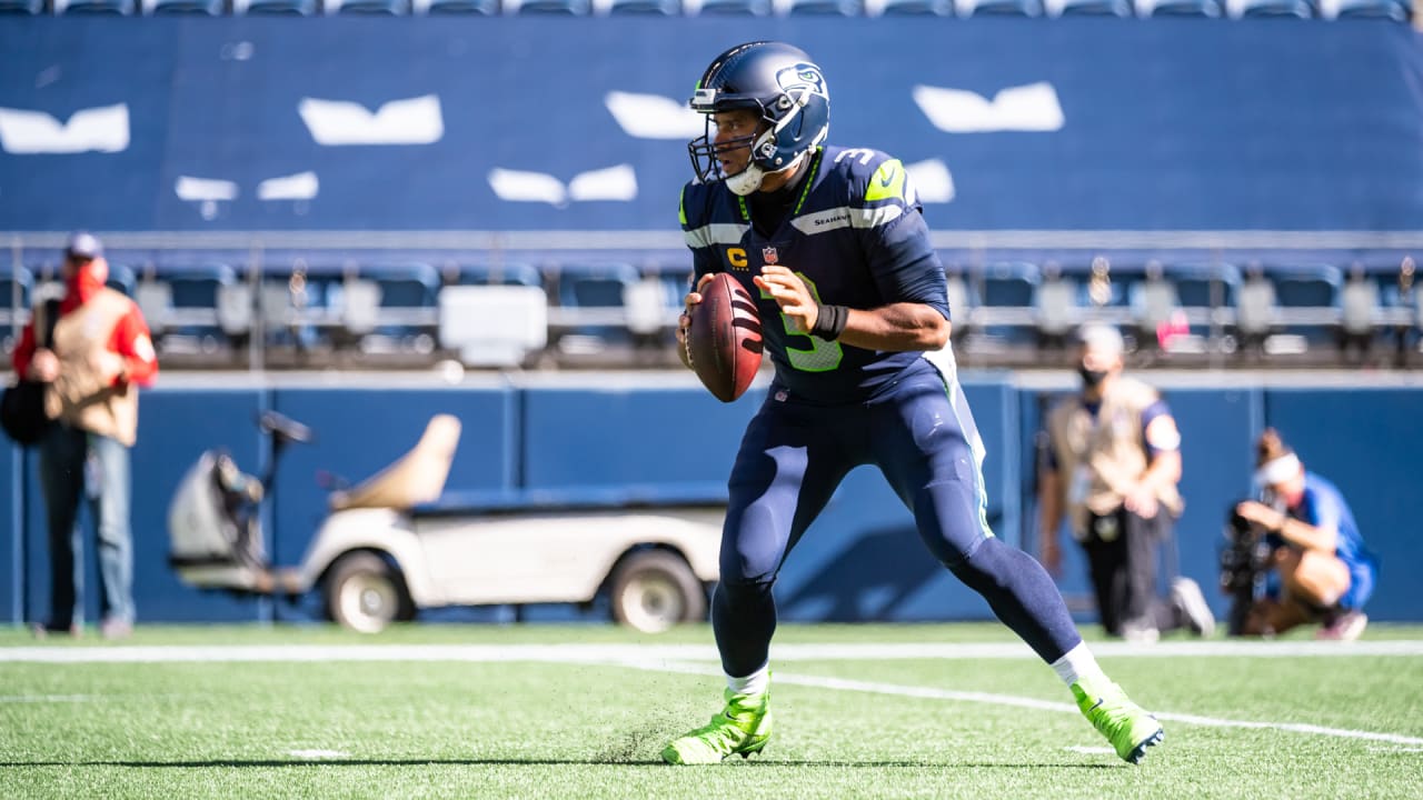 NFL Network's Kurt Warner discusses the Denver Broncos and quarterback  Russell Wilson