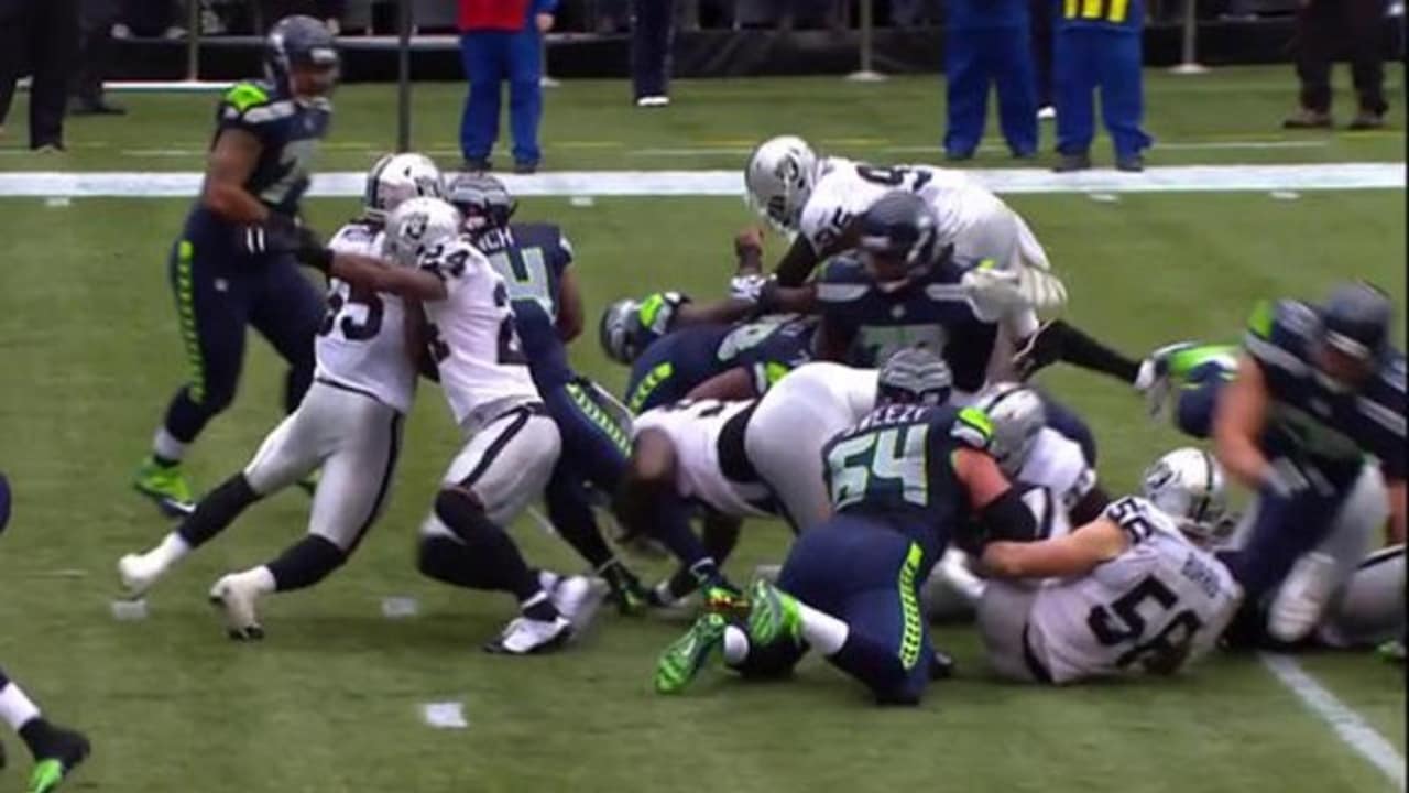 The Best 15 Plays of Marshawn Lynch's Seahawks Career