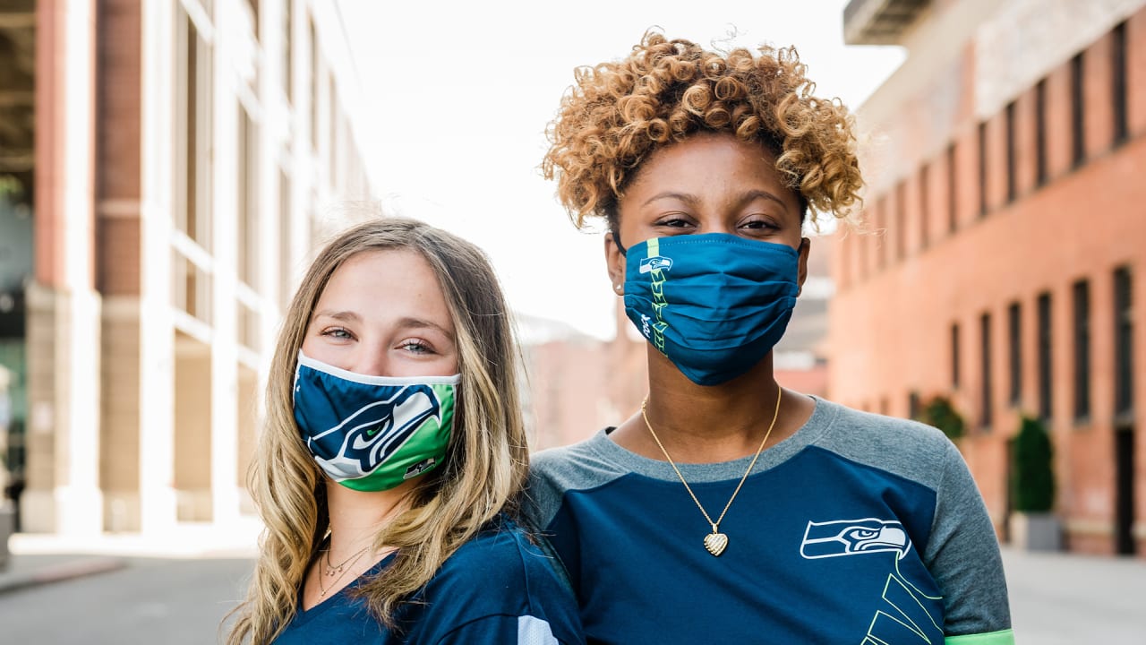 Panthers tell season ticket holders that masks will be required ::