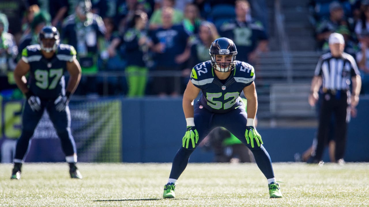 Seahawks re-sign 'extremely solid' kicker Hauschka