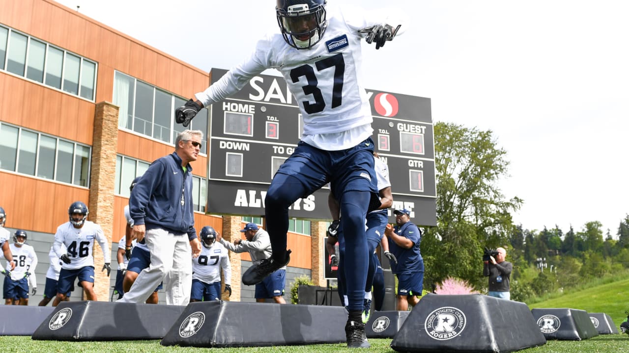 Seahawks Rookie Cornerback Tre Flowers “Feels At Home” With A New Team