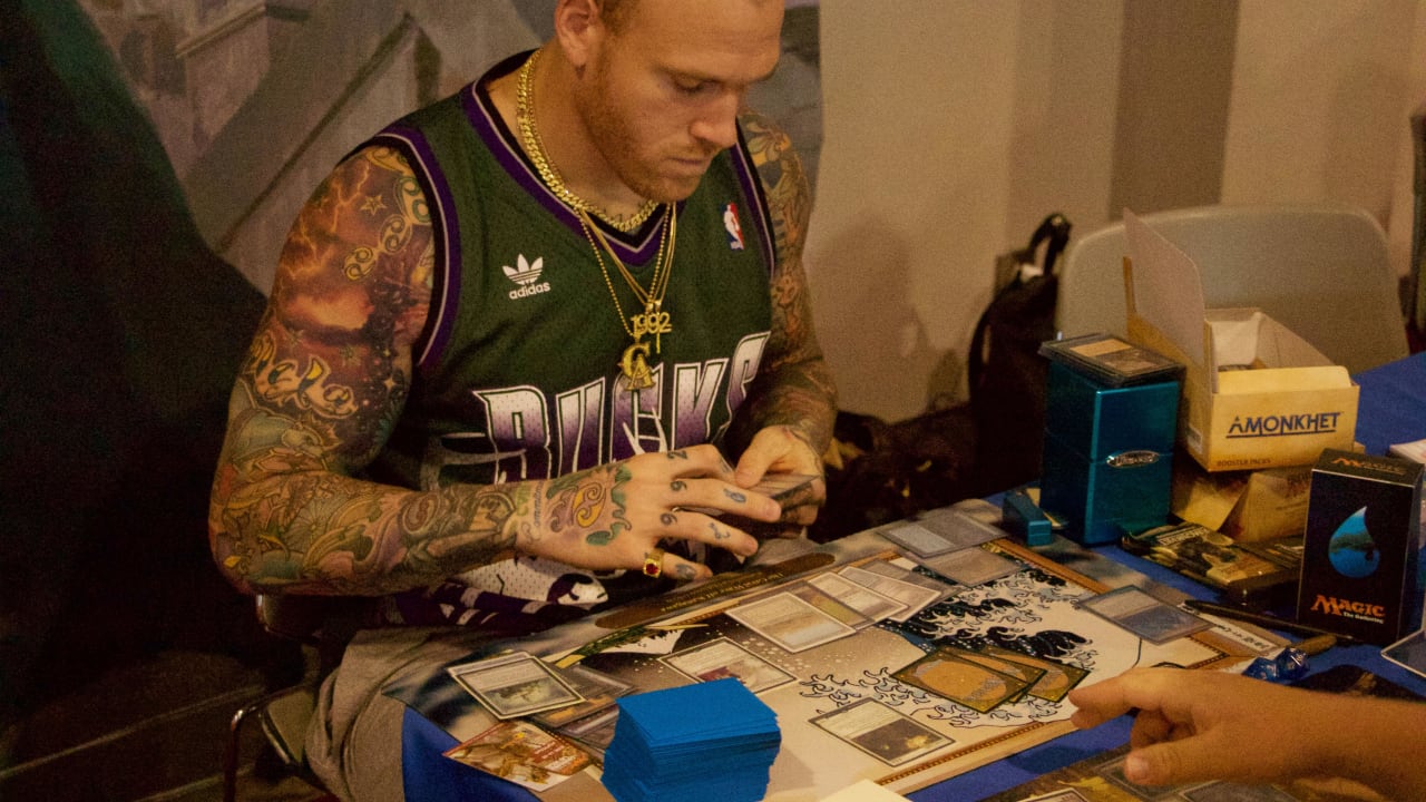 NFL linebacker Cassius Marsh and his love of Magic: The Gathering