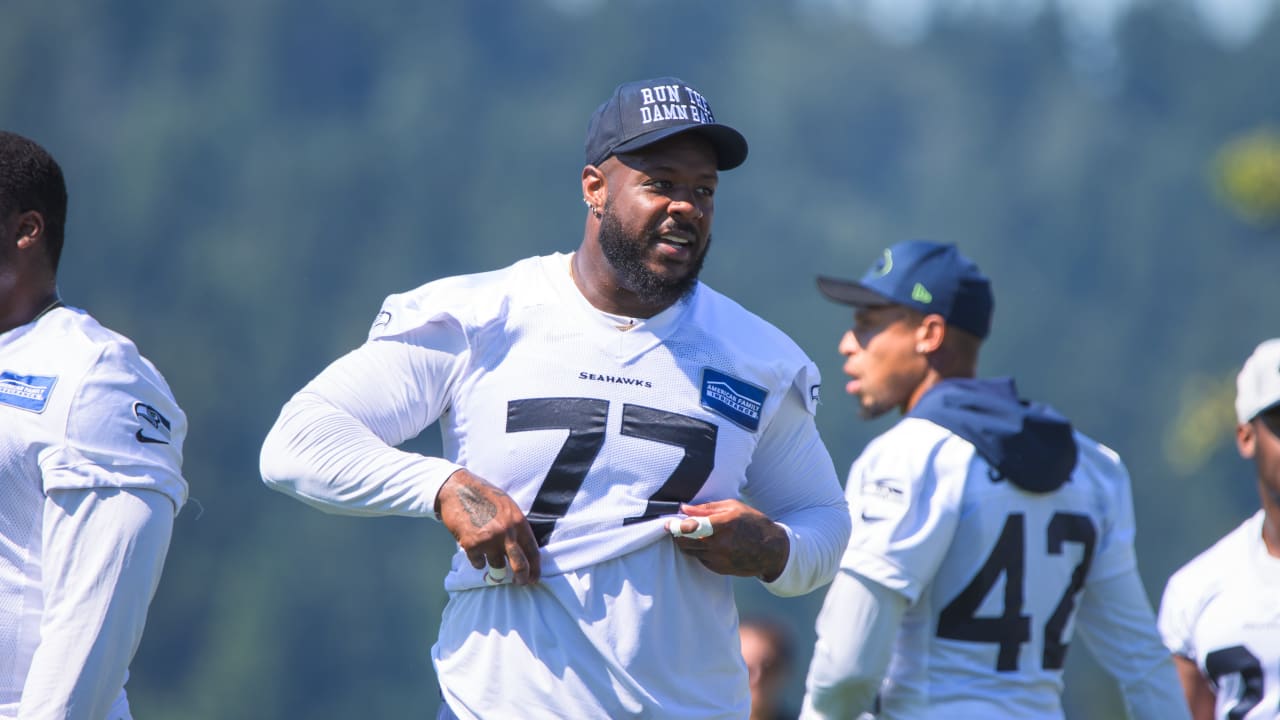 Reports: Quinton Jefferson returning to Seahawks on two-year deal