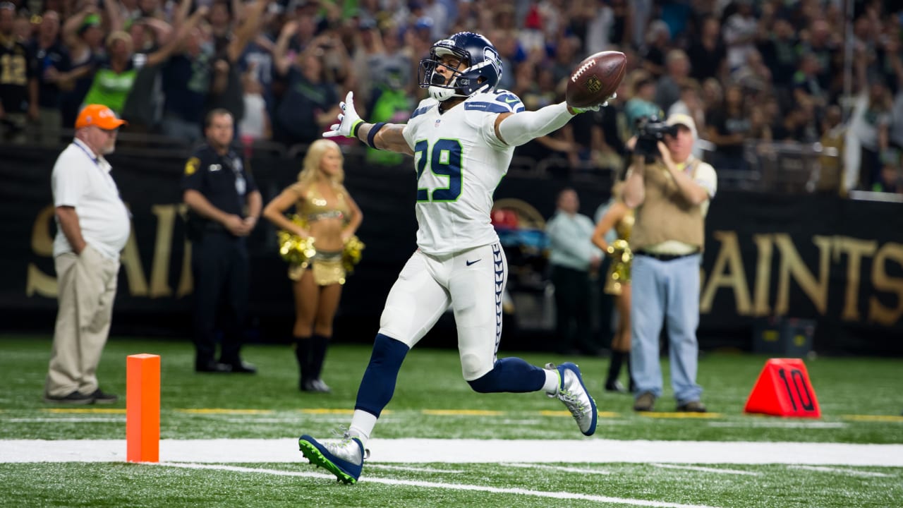 Richard Sherman: Quit ripping Cam Newton for dancing