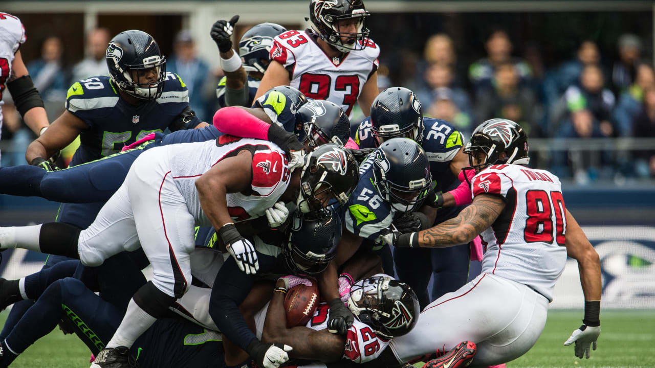 Seahawks' Cassius Marsh blocks field goal, forces fumble vs. Dolphins