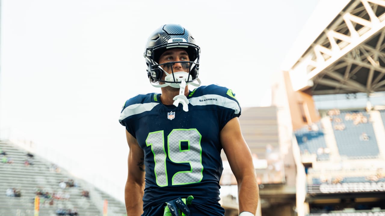 Seahawks Undrafted Rookie WR Jake Bobo Showing He's “A Special Football  Player”