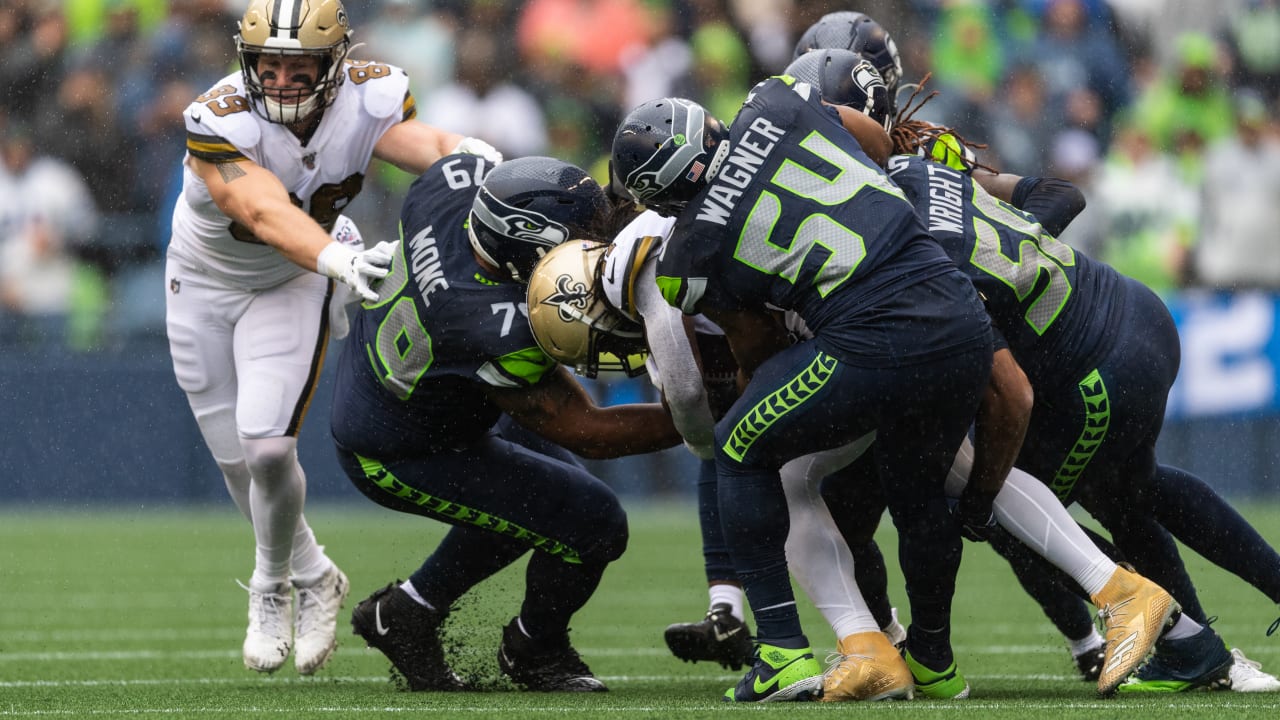 How Seahawks RB Chris Carson ran against the Saints in the Week 3 loss -  Field Gulls