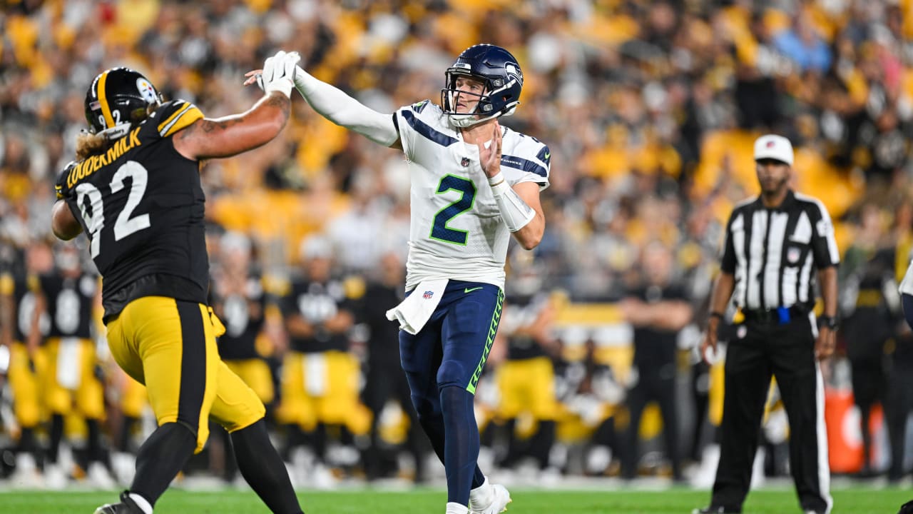 Seattle QB Lock tests positive for COVID-19; out vs. Bears