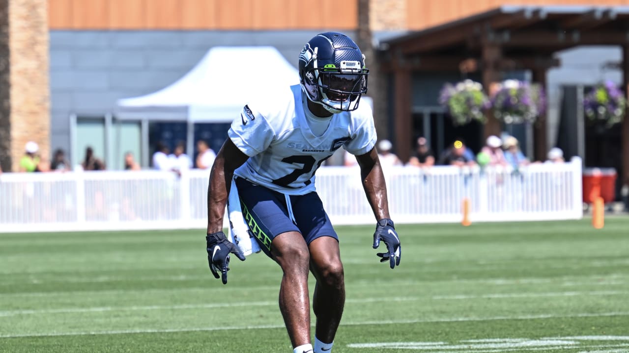 Seahawks rookie cornerback Tariq Woolen dealing with sore hamstring