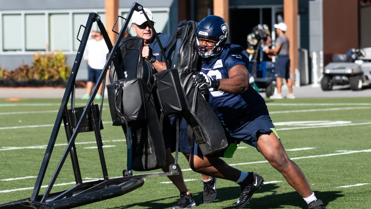 Seahawks RG Phil Haynes officially ruled out for the game - Field