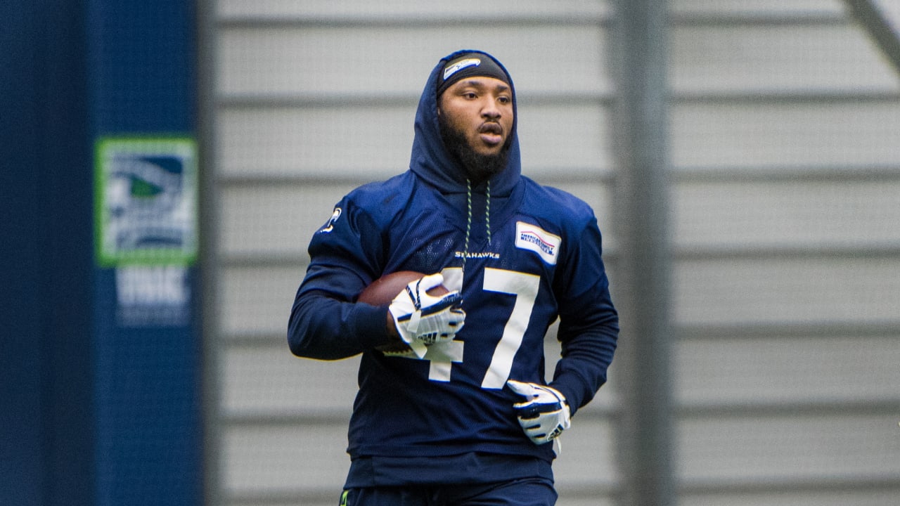 Seahawks Promote LB Paul Dawson Off Practice Squad, Place Oday