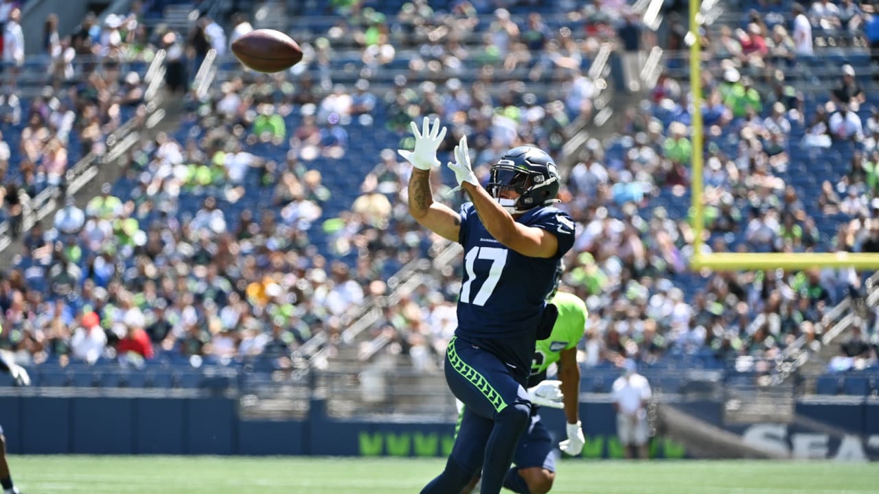 PHOTOS: Best Of Seahawks Mock Game Action