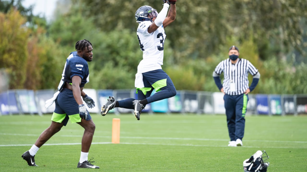 Seahawks Promoted Linden Stephens & Anthony Rush From ...