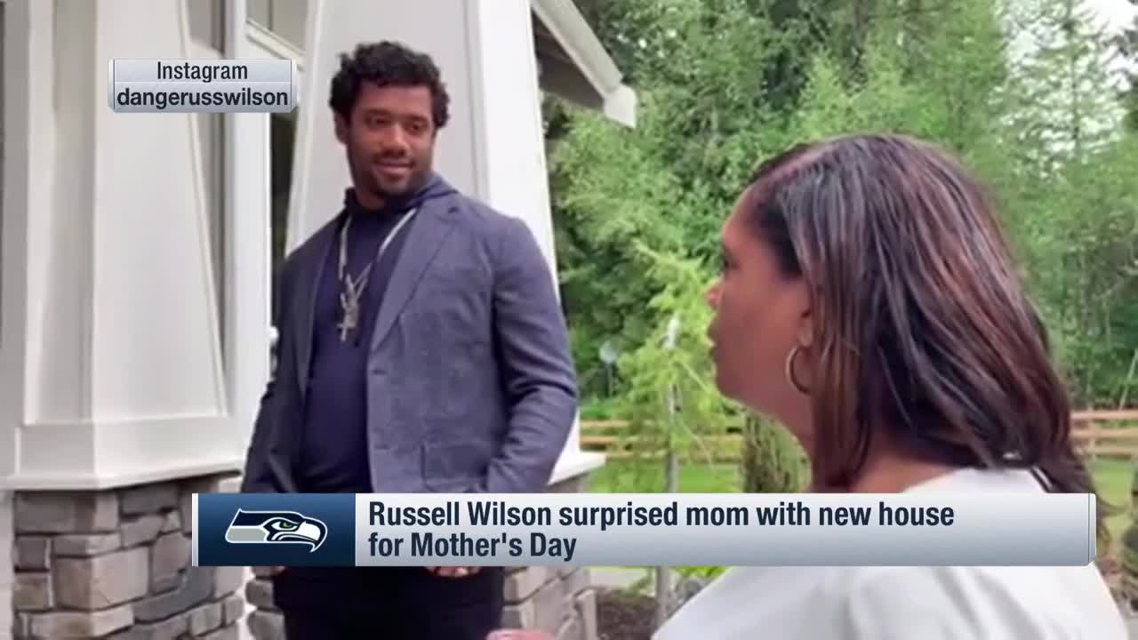 Russell Wilson Surprises His Mom With New House For Mothers Day