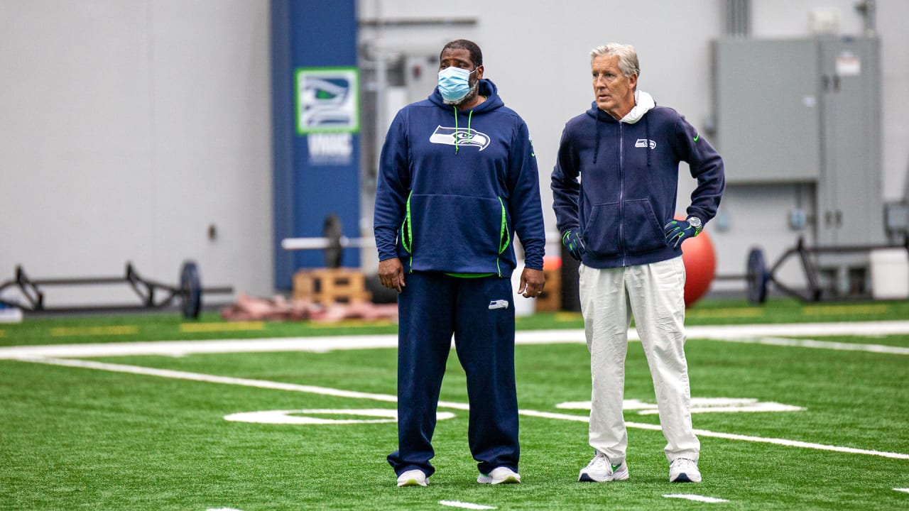 Seahawks OTAs have different feel with no Wilson, Wagner