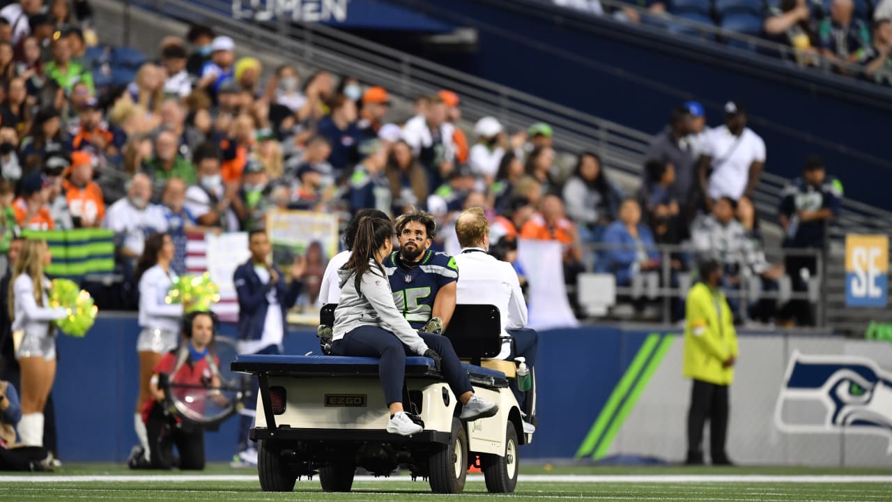 Broncos beat Seahawks 30-3 in first game with fans at Lumen Field