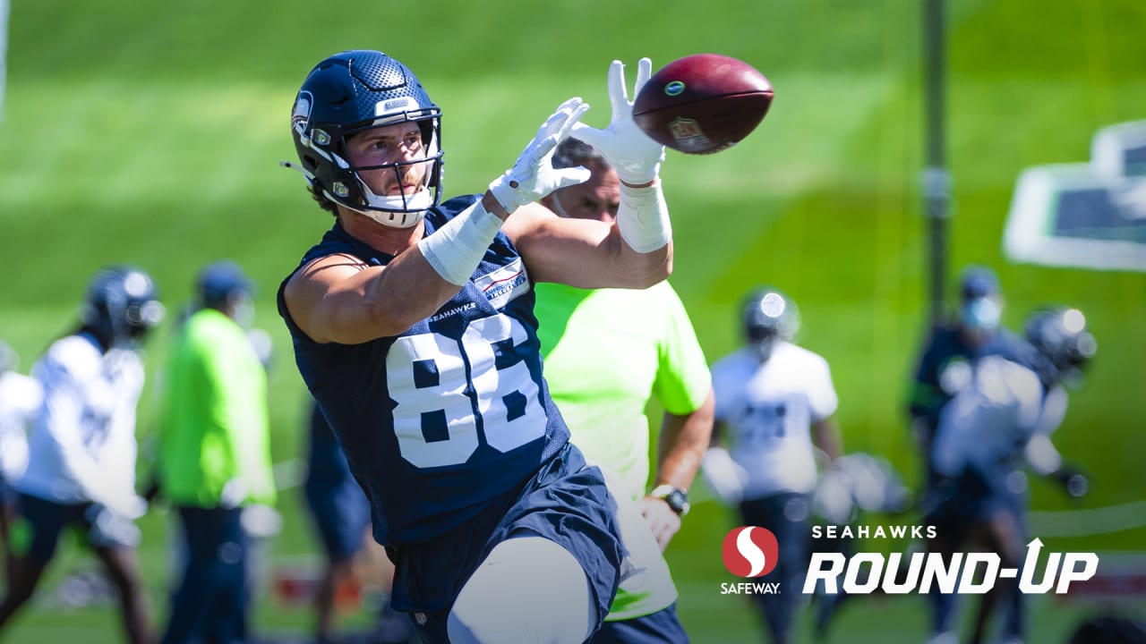 Seahawks Acquire Tight End Jacob Hollister In Trade With Patriots