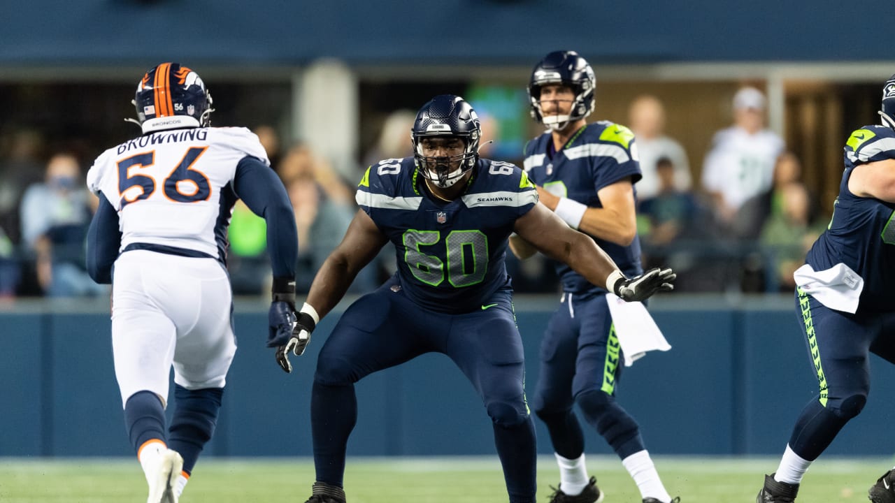 Seahawks G Phil Haynes Enjoying Strong Training Camp Under